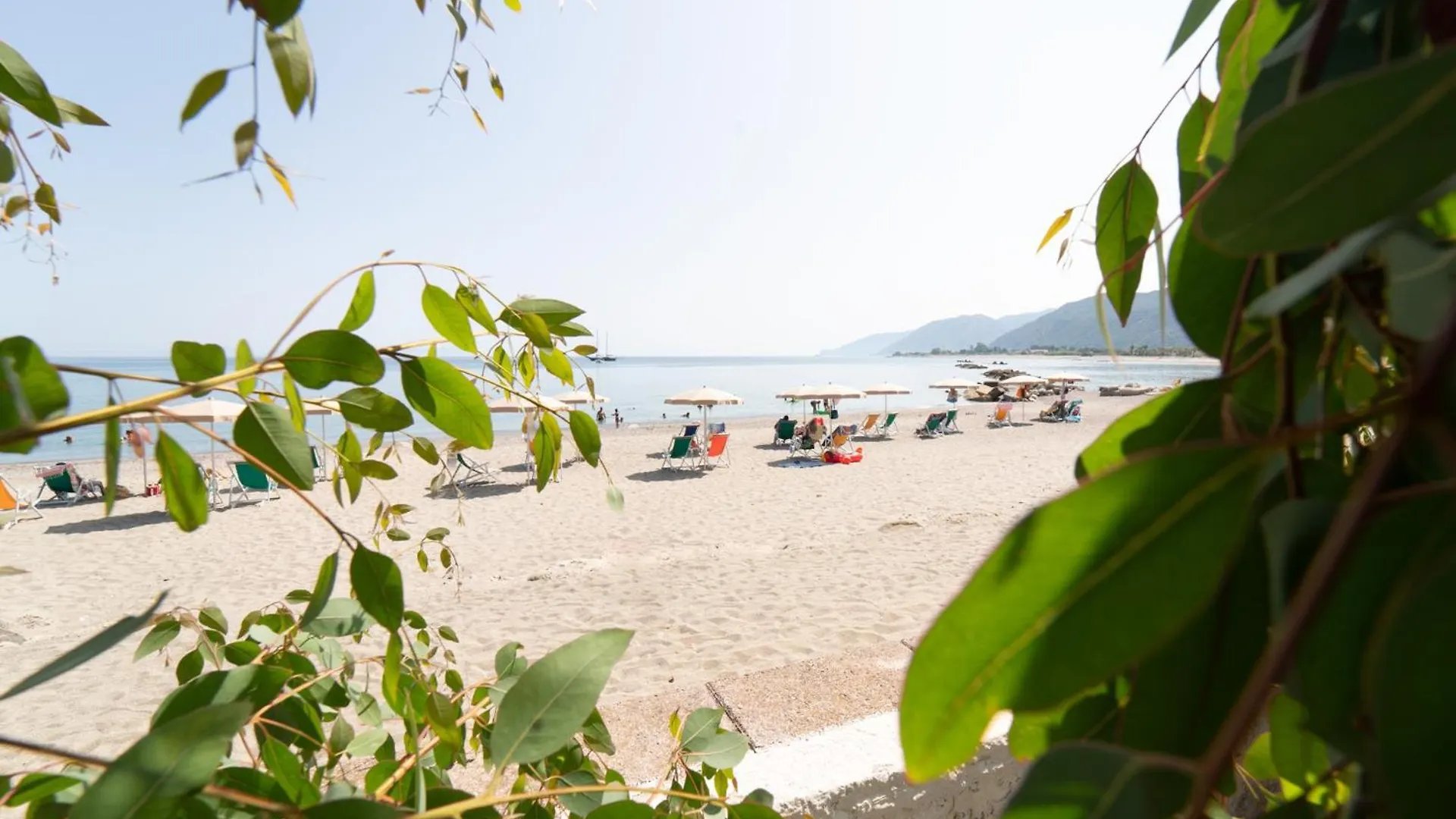 Testa Di Monaco Natural Beach Capo dʼOrlando 2*,