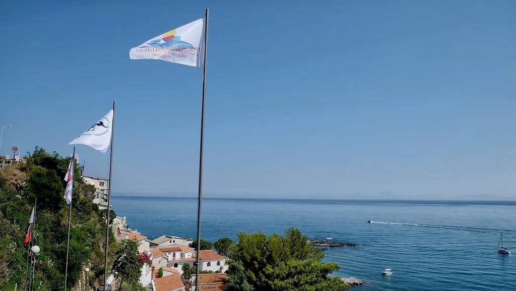 Testa Di Monaco Natural Beach Hotel